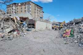 Турция - Нурдагъ - земетресение - разрушения 