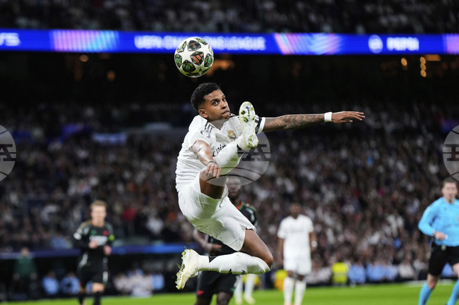 Relevo: Реал Мадрид определи цена за нападателя Родриго