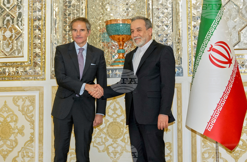 МААЕ прие резолюция, призоваваща Иран да предостави пълен достъп и информация за ядрената си програма