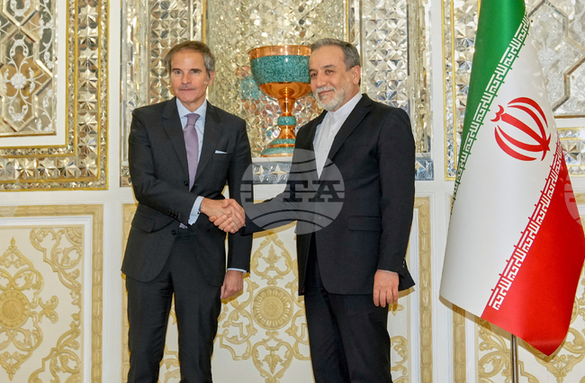 МААЕ прие резолюция, призоваваща Иран да предостави пълен достъп и информация за ядрената си програма