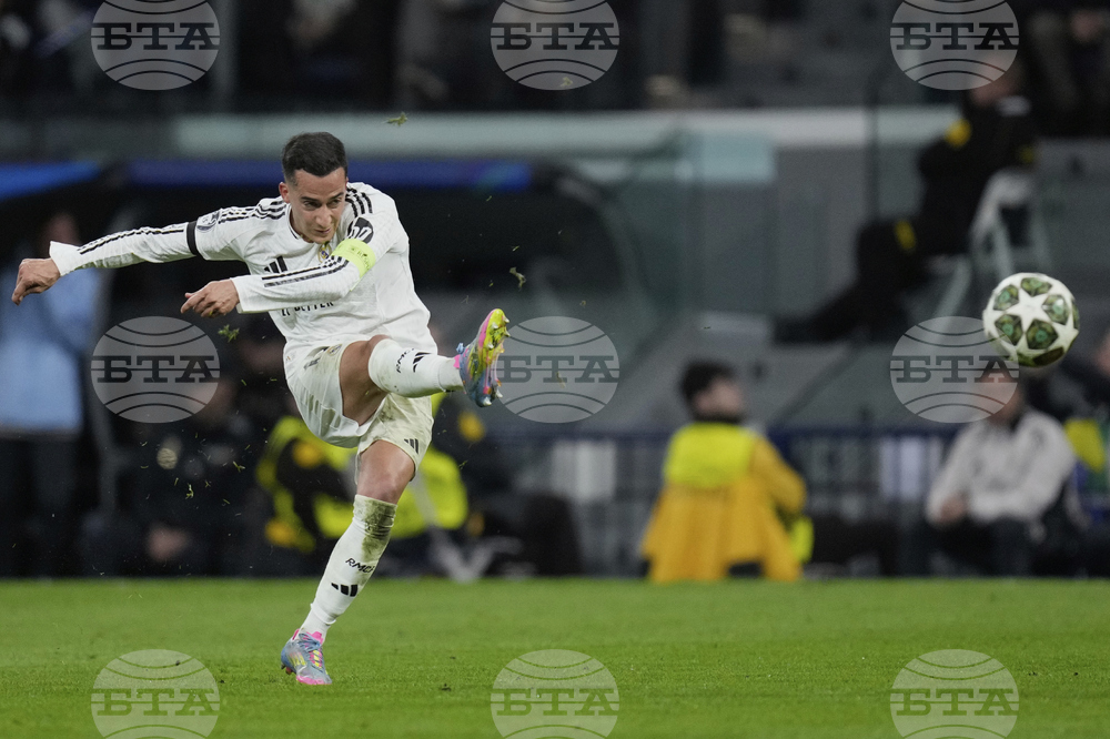 Защитникът на Реал Мадрид Лукас Васкес е с контузия след дербито с Барселона