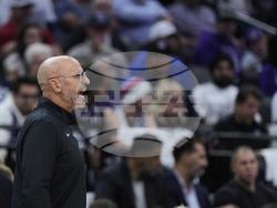 Mavericks Kings Basketball