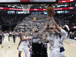 Mavericks Kings Basketball