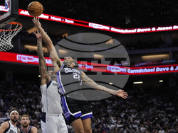 Mavericks Kings Basketball