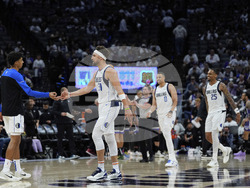 Mavericks Kings Basketball