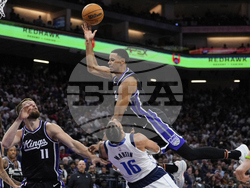 Mavericks Kings Basketball