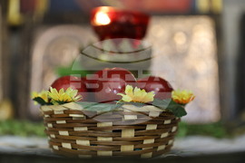 Бачковски манастир - боядисване на яйца