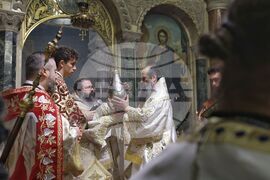 Патриаршеска катедрала „Св. Александър Невски“ - Велики четвъртък - освещаване на миро
