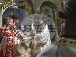 Патриаршеска катедрала „Св. Александър Невски“ - Велики четвъртък - освещаване на миро