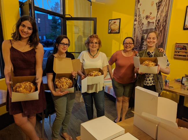 Асоциацията на българите в Синсинати ще организира на 19 април готварски клас за месене и печене на козунаци