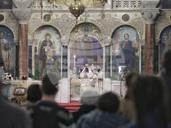 Патриаршеска катедрала „Св. Александър Невски“ - Велики четвъртък - освещаване на миро