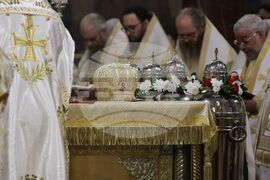 Патриаршеска катедрала „Св. Александър Невски“ - Велики четвъртък - освещаване на миро