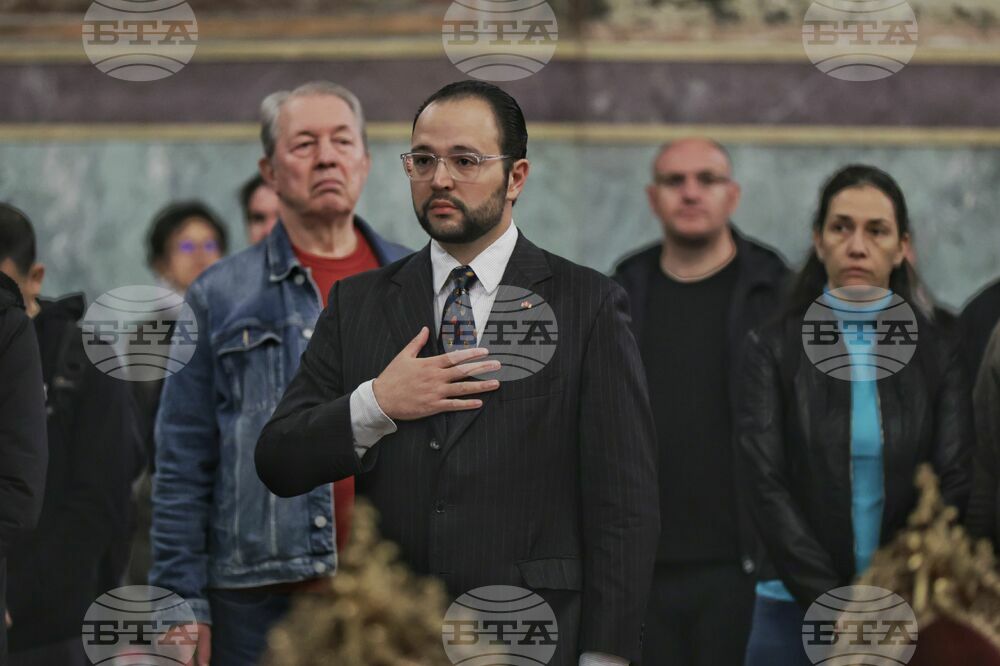 Патриаршеска катедрала „Св. Александър Невски“ - Велики четвъртък - освещаване на миро