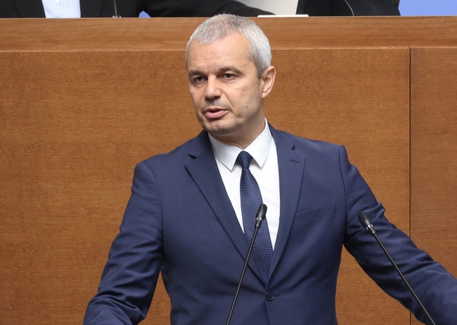Vazrazhdane Leader Promises Third No-Confidence Motion against Government after Holidays
