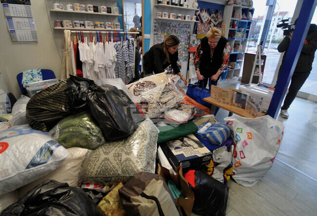 Бургас - помощи за пострадалите от земетресението