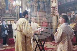 Сливен - Велики четвъртък - литургия