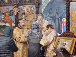 Сливен - Велики четвъртък - литургия