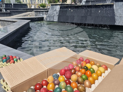 Пазарджик - Български червен кръст - боядисване на яйца