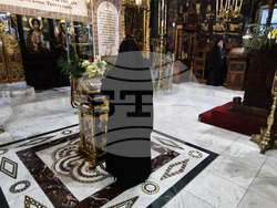 Троянски манастир - Велики четвъртък - литургия