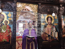 Троянски манастир - Велики четвъртък - литургия