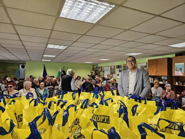 Приключи поредното издание на благотворителната великденска кампания на район „Слатина“