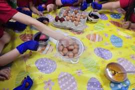 Гоце Делчев - детска градина „Детелина“ - боядисване на яйца