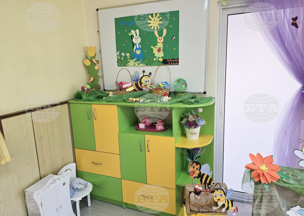 Гоце Делчев - детска градина „Детелина“ - боядисване на яйца