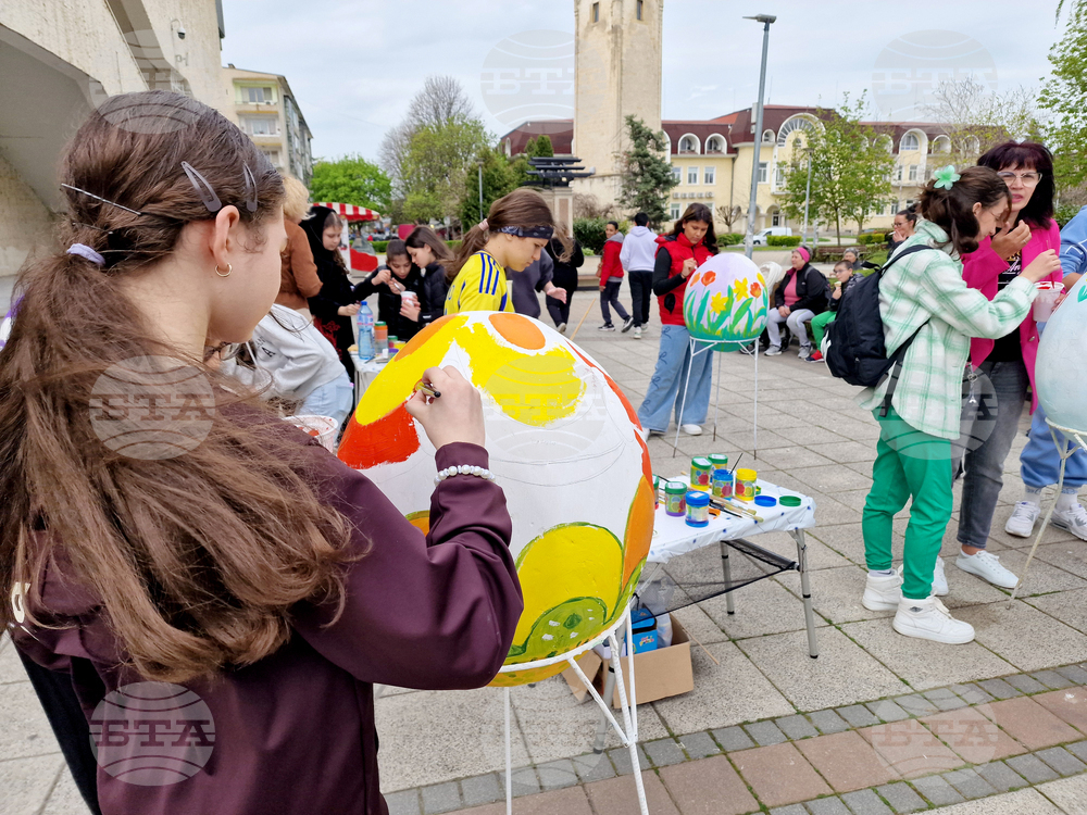 Разград - декоративни яйца - рисуване