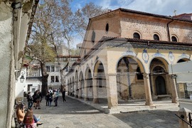 Пловдив - Велики четвъртък - литургия - боядисване на айца