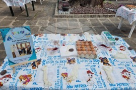 Пловдив - Велики четвъртък - литургия - боядисване на айца