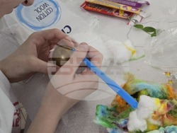 Ловеч - БЧК - великденски яйца - дарение