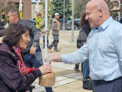 Ямбол - великденски козунаци