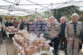 Ямбол - великденски козунаци