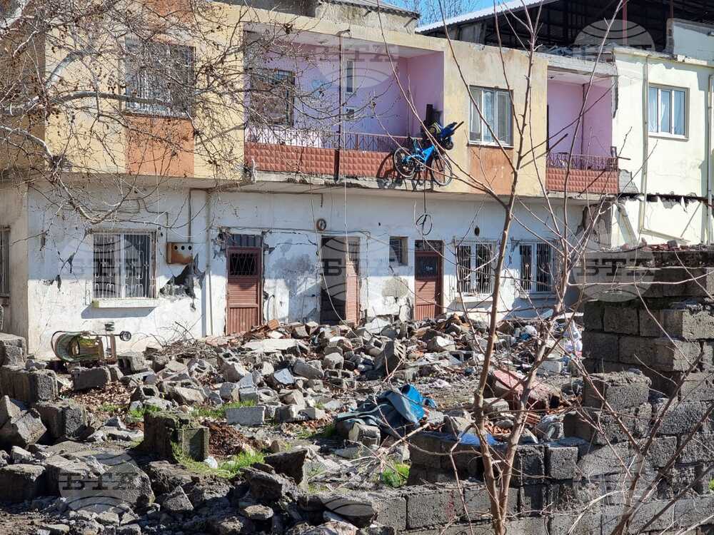 Турция - земетресение - Нурдагъ - жители - спасителни дейности