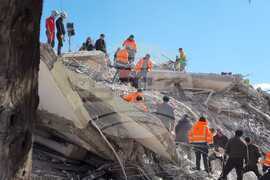 Турция - земетресение - Нурдагъ - жители - спасителни дейности