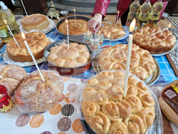 Село Доспей  - храм „Св. равноап. Петър и Павел“ - Велики четвъртък - маслосвет