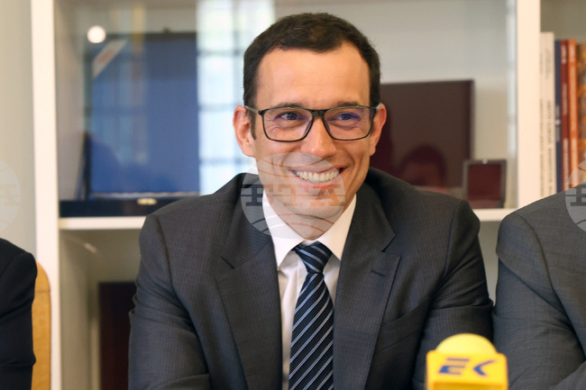 Великден е ден, който ни връща към вярата, заявява кметът на София Васил Терзиев