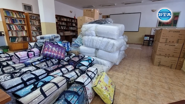 Десетки кашони и чували с вещи от първа необходимост дари Югозападното държавно предприятие на пострадалите от земетресенията в Турция