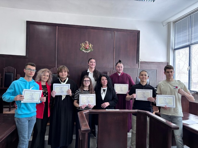 Над 70 души посетиха Окръжния съд в Добрич в Деня на отворените врати 