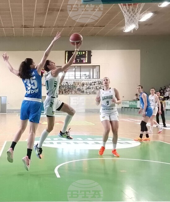 Берое (Стара Загора) спечели първата си победа в женското първенство по баскетбол след оспорван мач срещу Монтана 2003