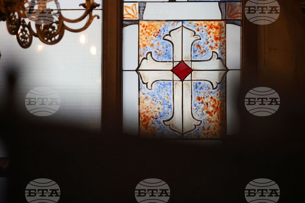 Бургас - храм "Св. Св. Кирил и Методий" - Сливенски митрополит Арсений - служба