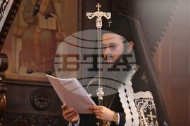 Бургас - храм "Св. Св. Кирил и Методий" - Сливенски митрополит Арсений - служба