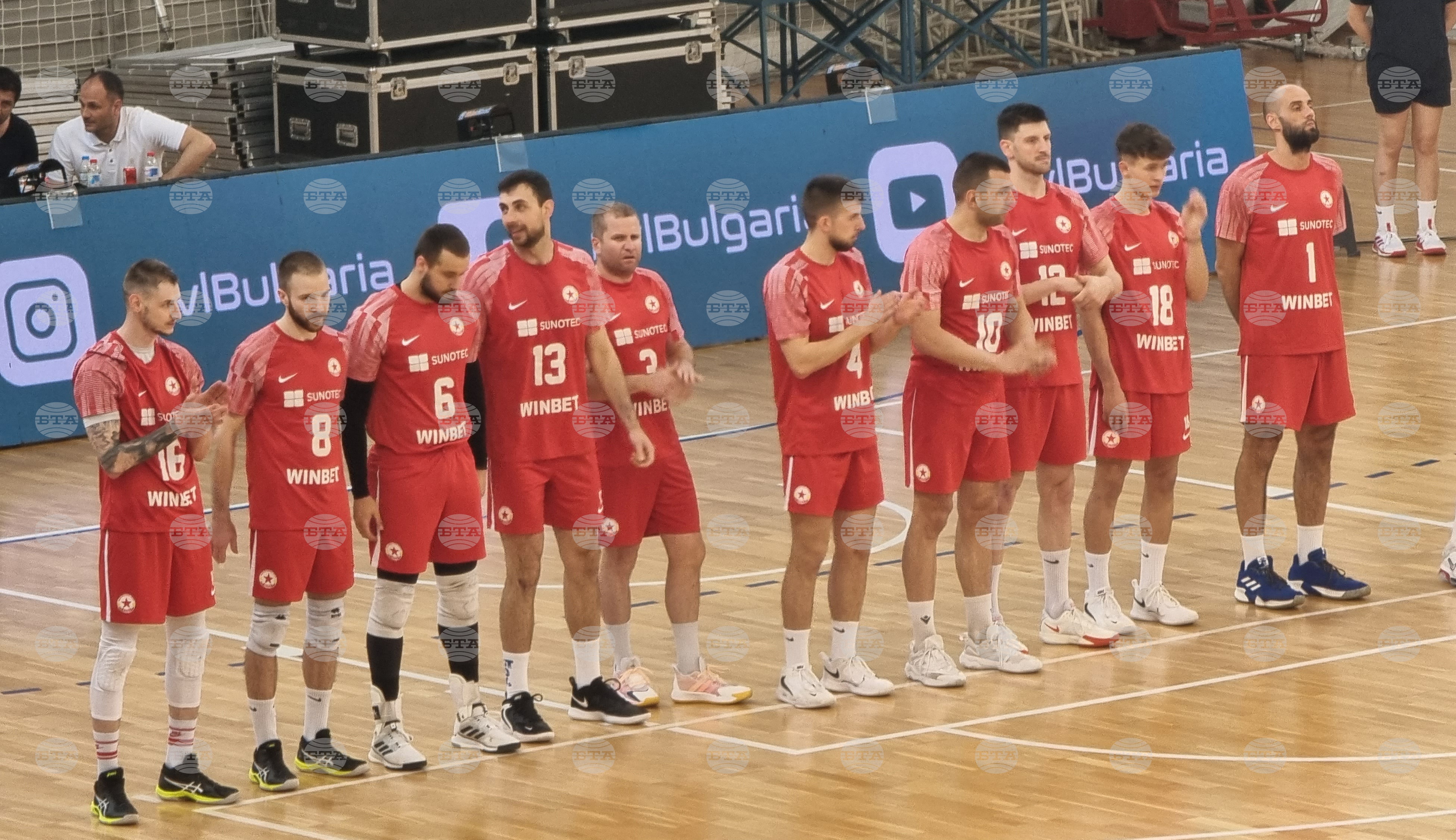 Отборът на ЦСКА нанесе първа загуба на Нефтохимик 2010 във волейболното първенство при мъжете