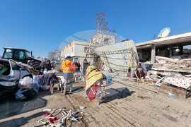 Турция - земетресение - Нурдагъ - жители - спасителни дейности