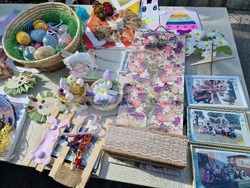 ЧОУ "Цар Симеон Велики" - благотворителен великденски базар