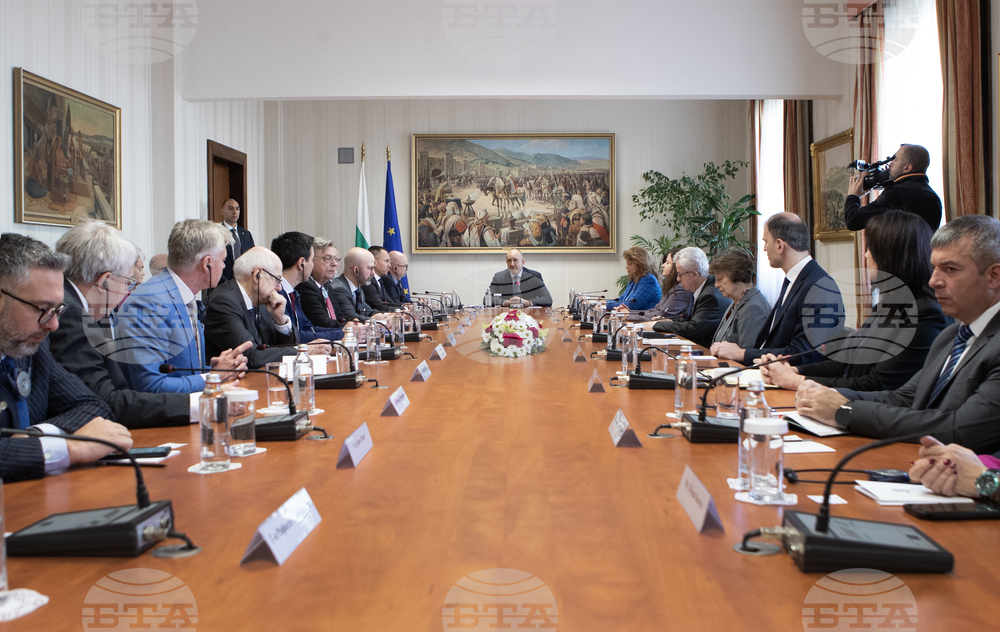 President Radev: EU Connectivity Key to Tackling Economic and Energy Crisis