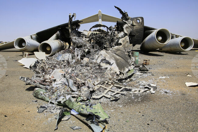 Судански военен самолет се разби в Порт Судан и загинаха всички членове на екипажа 