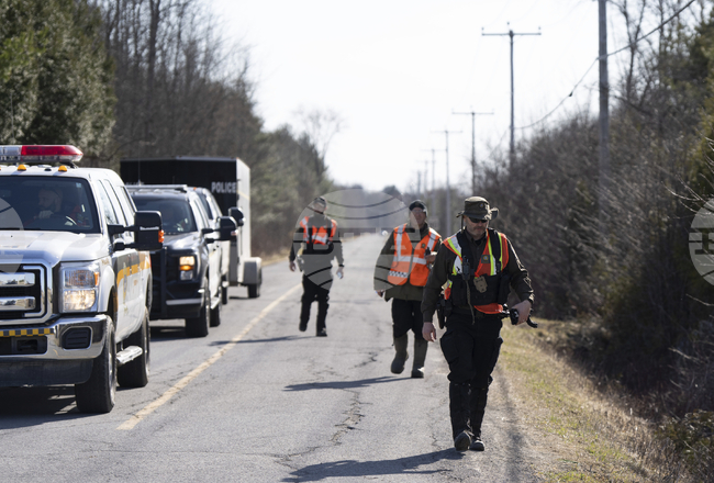 Канадската полиция съобщи за "много жертви" при стрелба в гимназия 