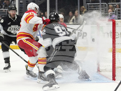 Flames Kings Hockey