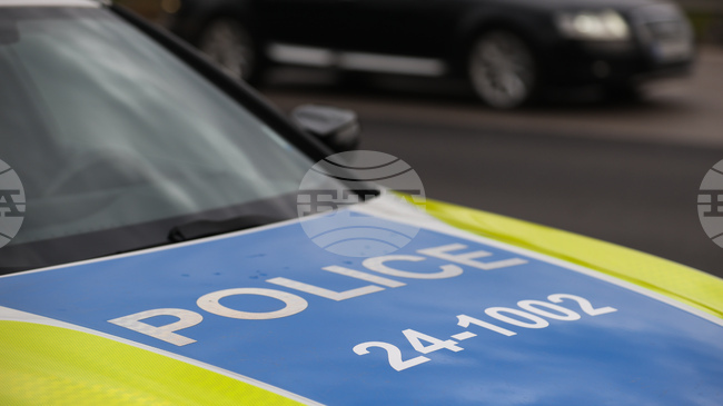 Временно е ограничено движението при километър 208 на автомагистрала "Тракия" в посока Бургас, загинали са трима души